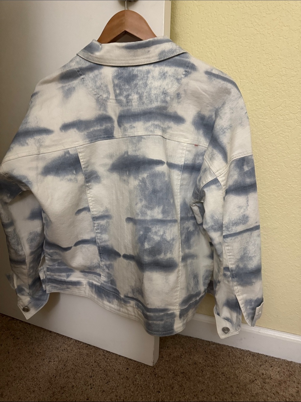 Tie-Dye Denim Jacket - White & Light Blue - Picture 5 of 5